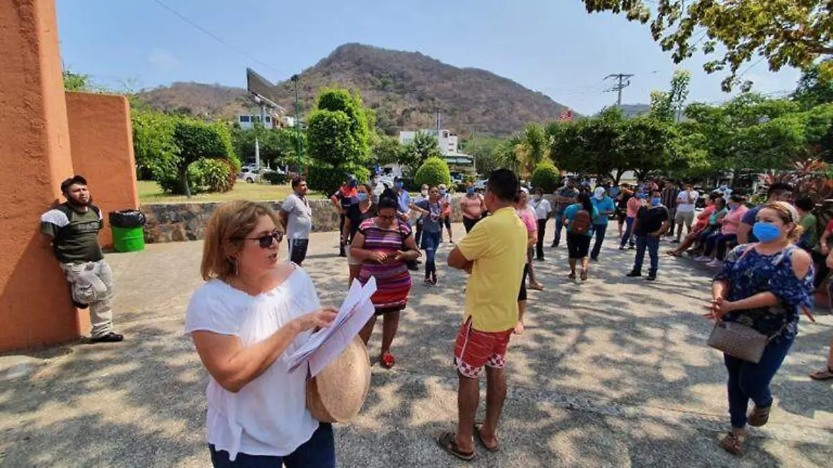 Zihuatanejo Marcha comerciantes